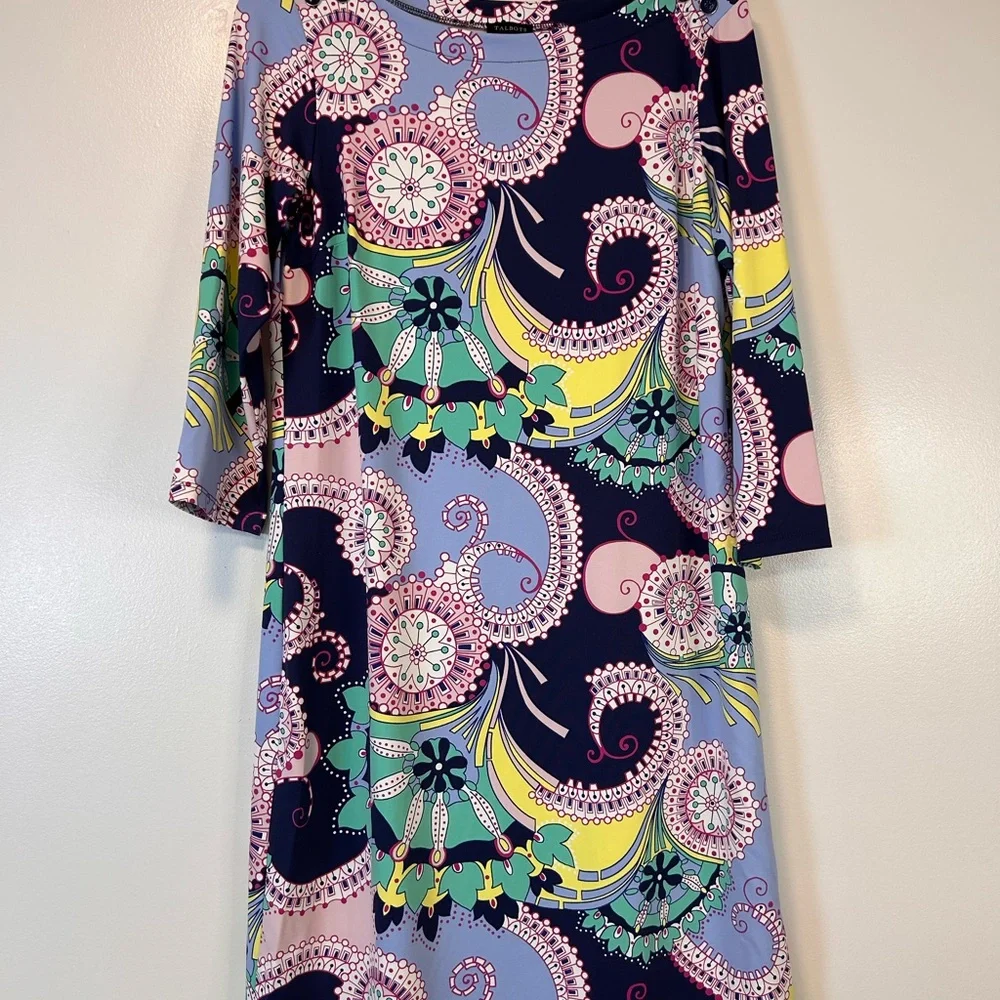 TALBOTS Jersey Shift Dress Spiral Paisley 3/4 sleeve‎ knee length Women’s Medium - Picture 3 of 10